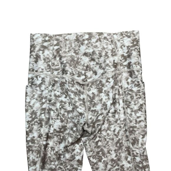 ATHLETA Salutation Stash 7/8 Tight Legging Size Small - Picture 7 of 10